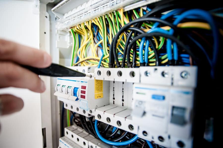 Panne électrique en appartement : les bons réflexes Panne électrique en appartement : les bons réflexes